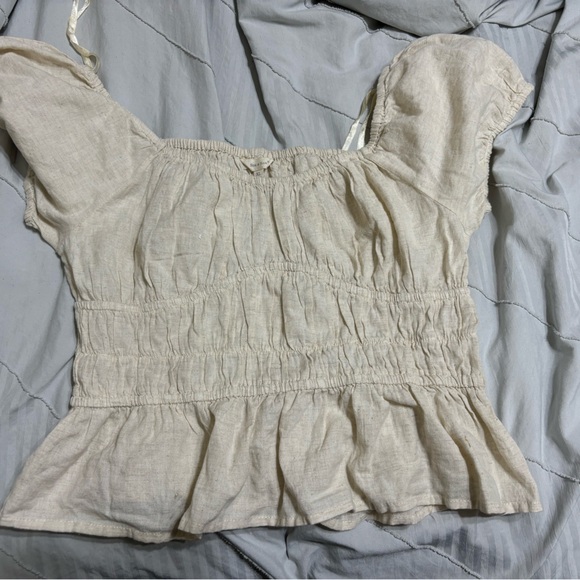 10 CLOTHING BUNDLE! - Picture 4 of 15